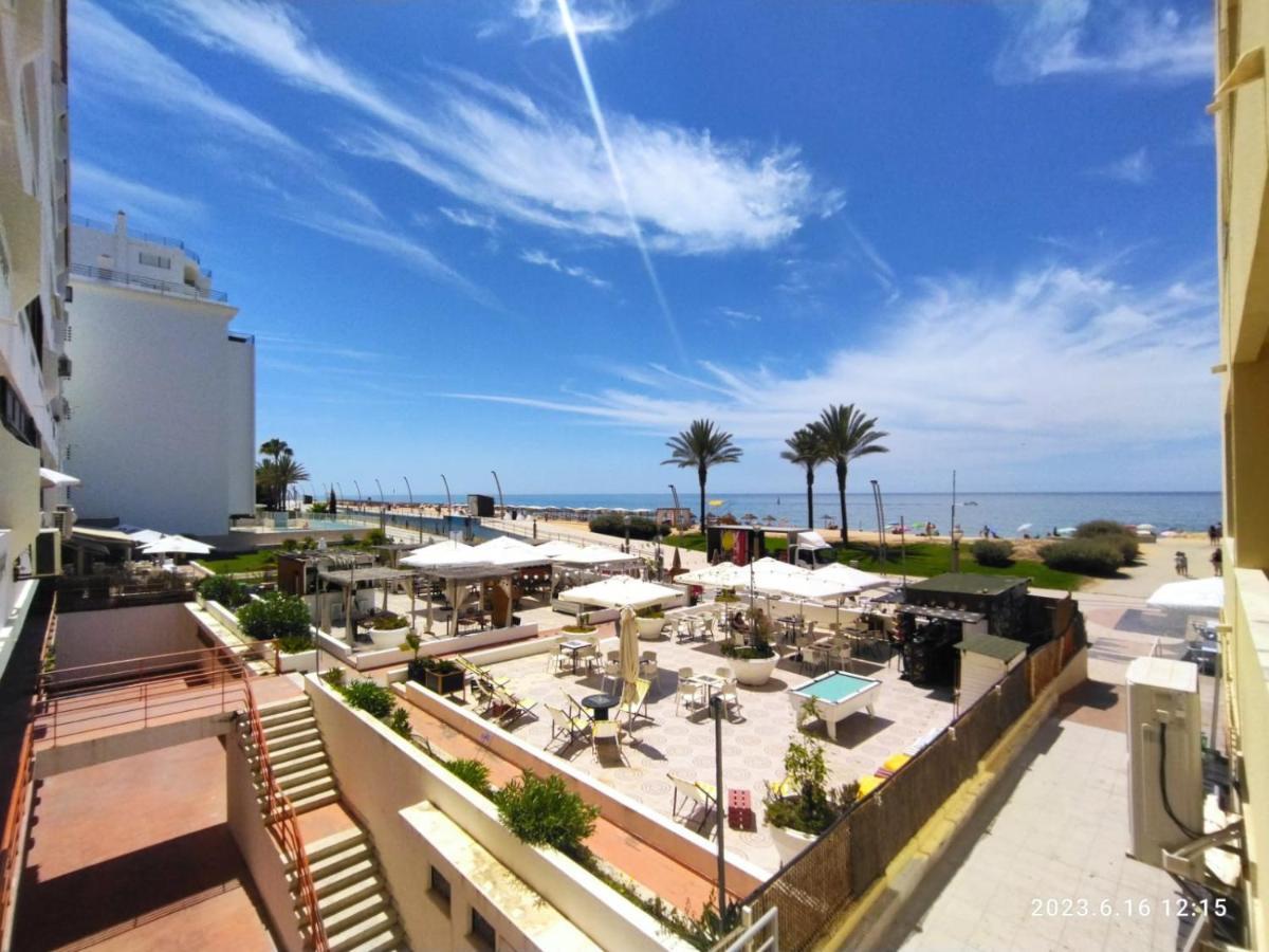 Cozy Apartment In Quarteira Exterior photo