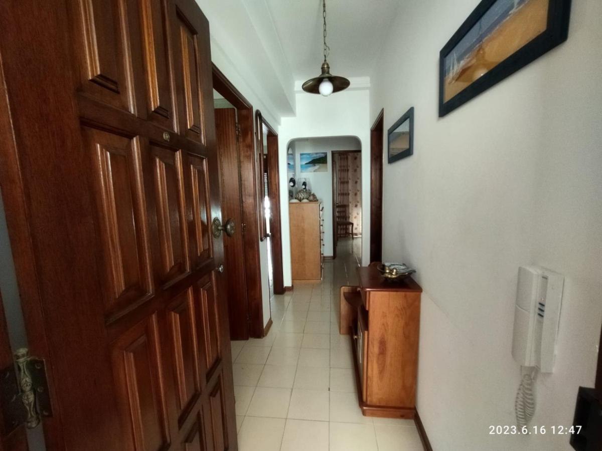 Cozy Apartment In Quarteira Exterior photo